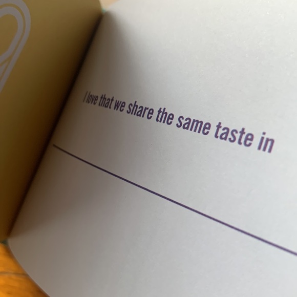 Fill in the Blanks Book “What I Love 💓 About Us” — New - Picture 5 of 9